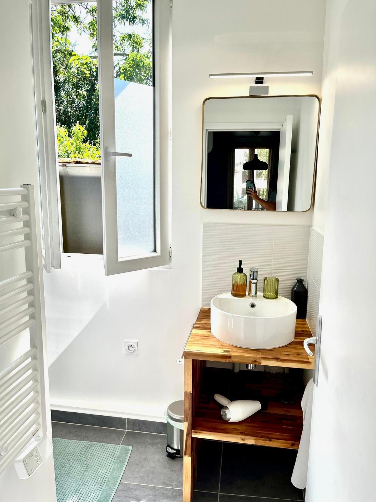 Cosy House Near Paris, Cdg Airport + Parking Villa Aulnay-sous-Bois Eksteriør billede